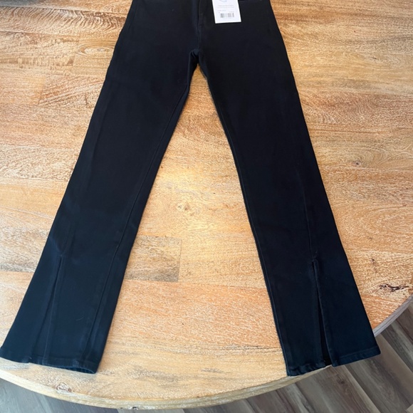 Pistola jeans, size 28, Teagan Slim fit, dark vinyl color - Picture 2 of 5